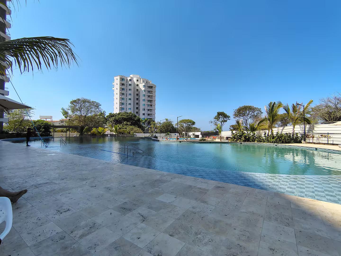 Piscina y zonas comunes del Complejo Santa Marina en Don Jaca, Santa Marta