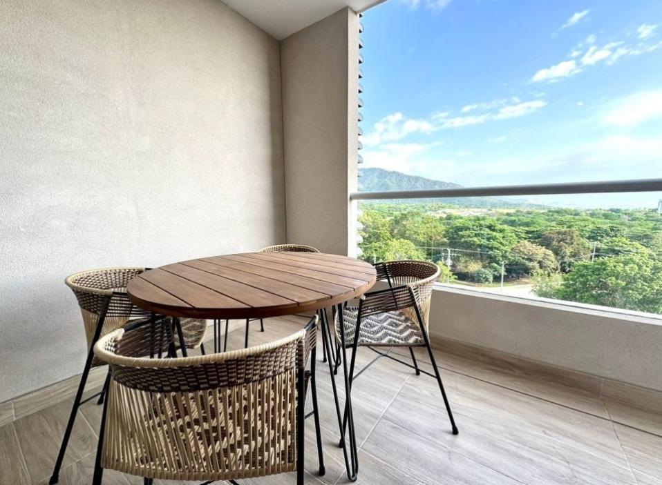 TU APARTAMENTO DE LUJO A ESTRENAR CON PLAYA PRIVADA - foto 2 en Santa Marina, Santa Marta